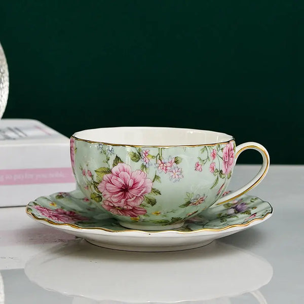 5 Colors Bone China Coffee Cup Saucer Spoon One Set Flower Tea Cup Set European Porcelain Cup and Saucer For Coffee Mug Gift