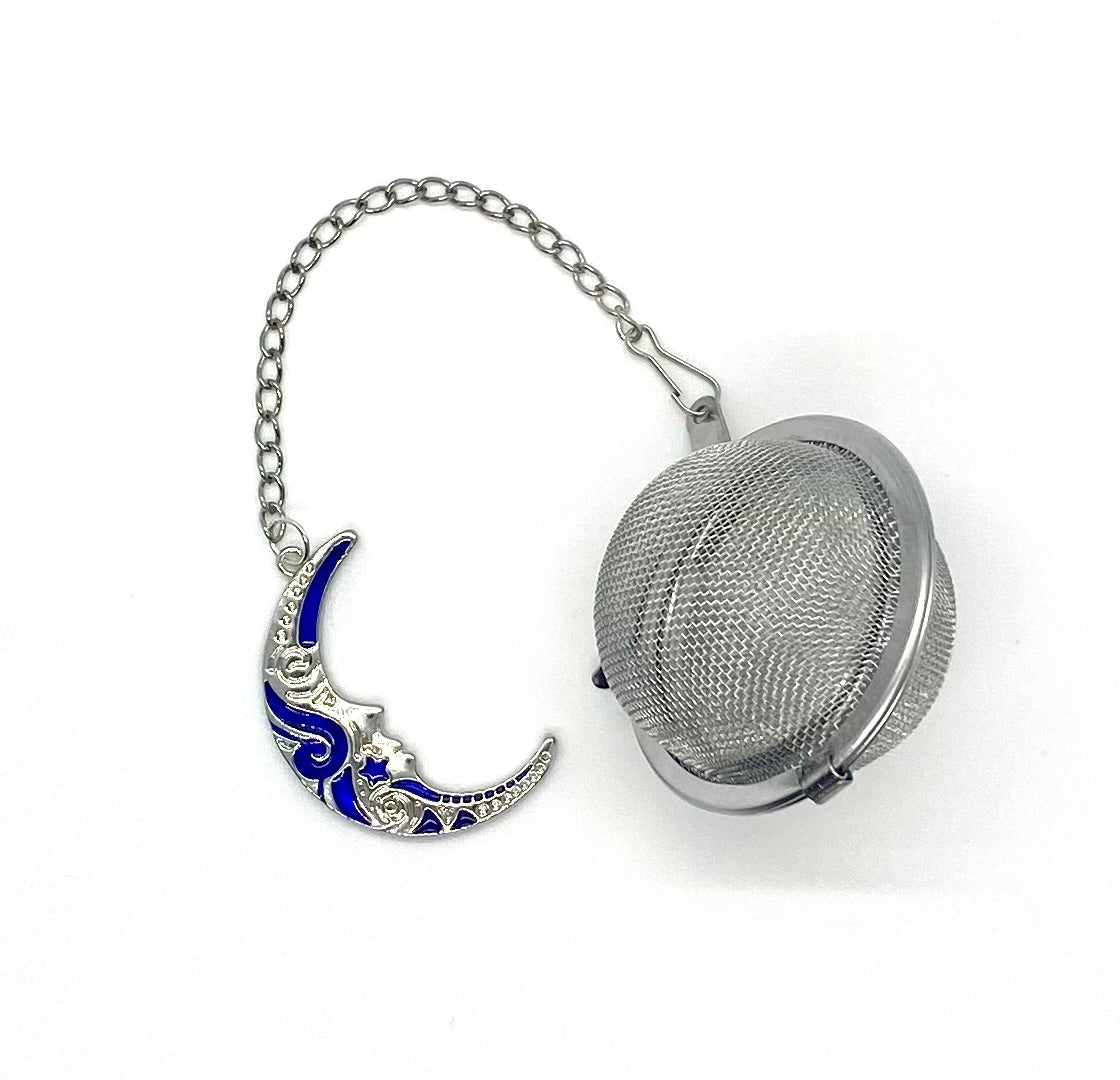 Crescent Moon Tea Infuser - The Traveling Teapot