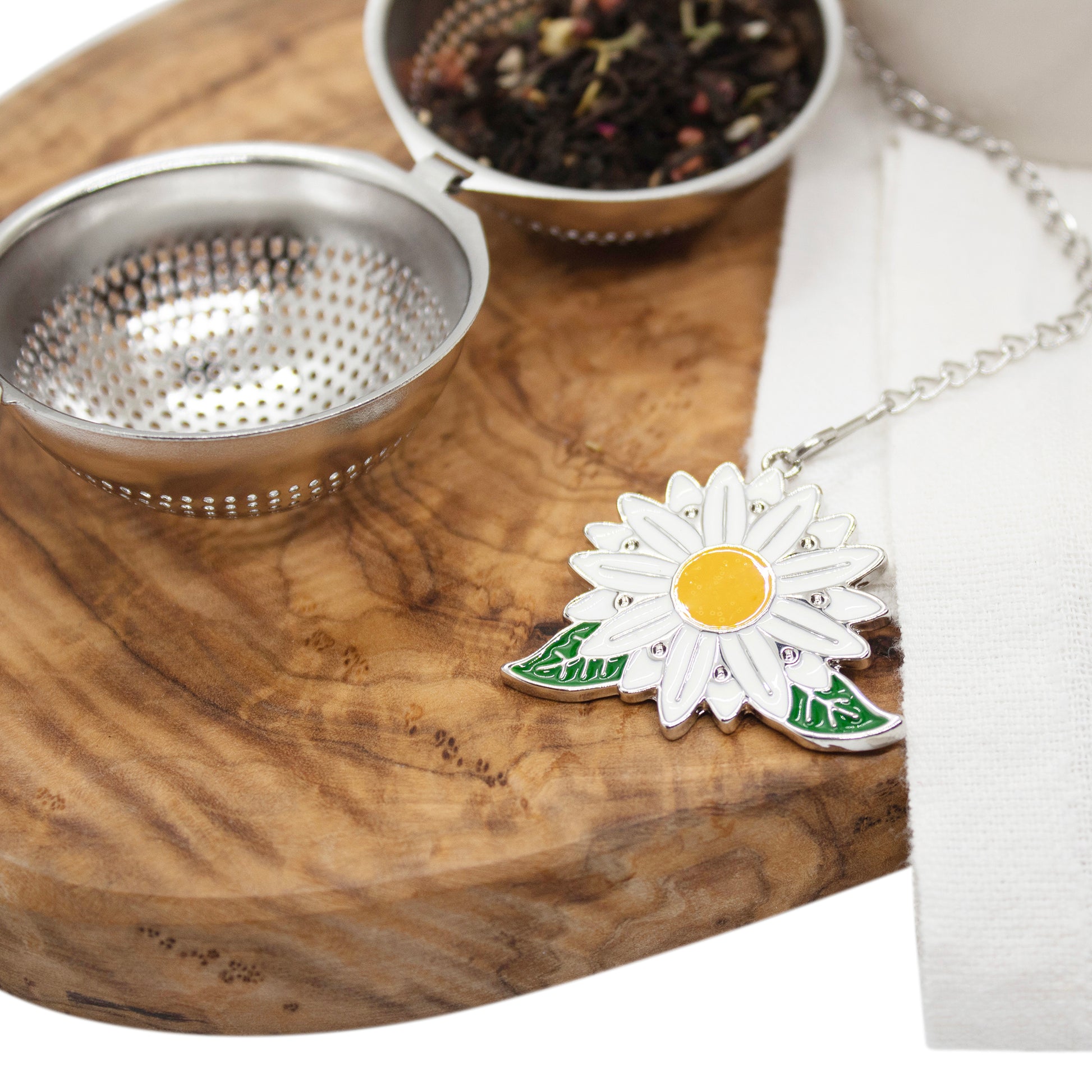 Daisy Tea Infuser - The Traveling Teapot